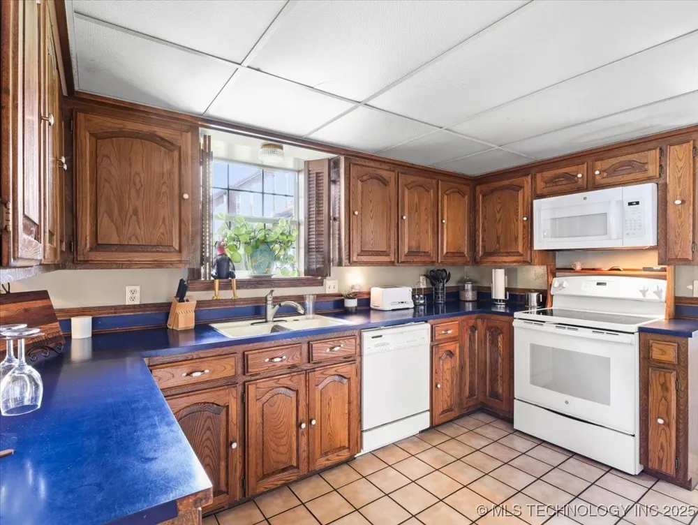 3900 Wylie Road Poteau, OK 74953