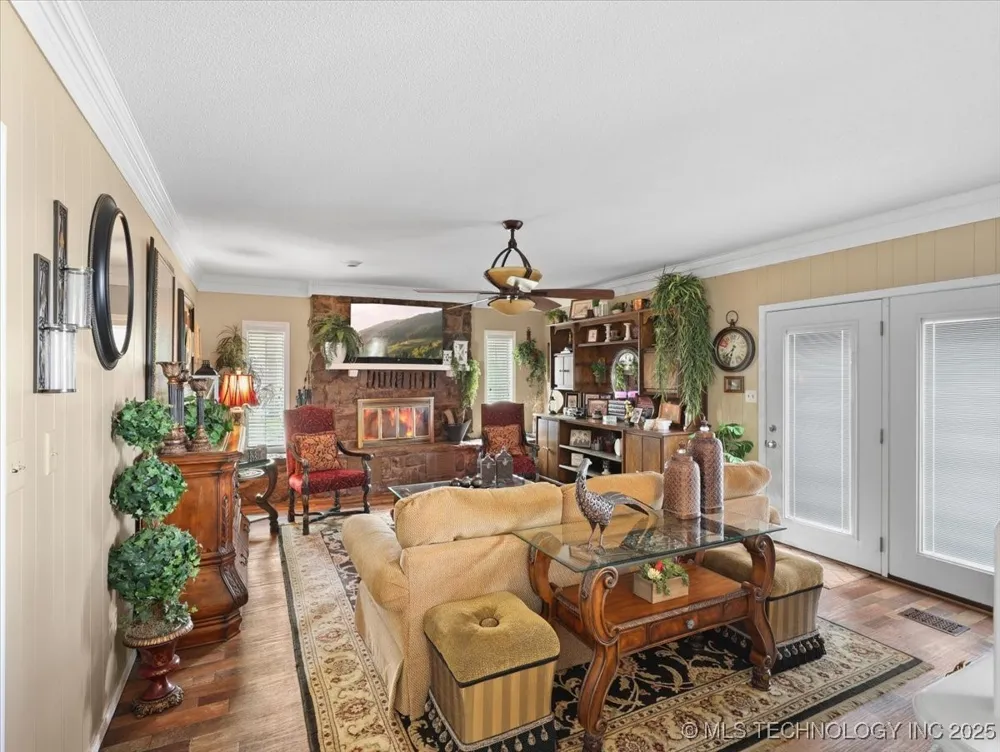 3900 Wylie Road Poteau, OK 74953