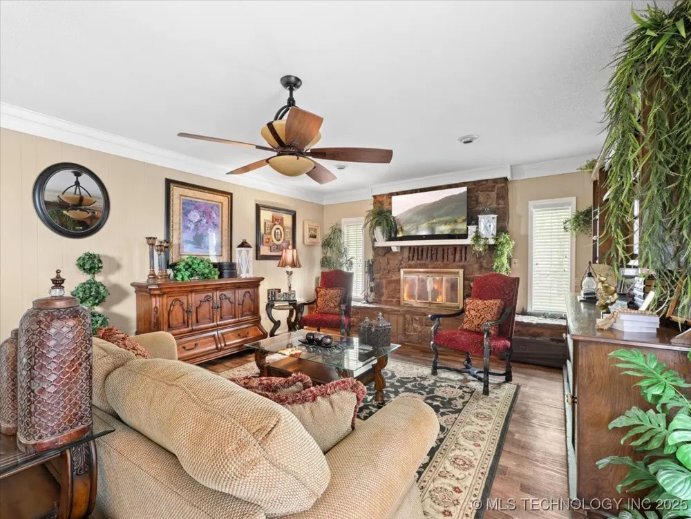 3900 Wylie Road Poteau, OK 74953