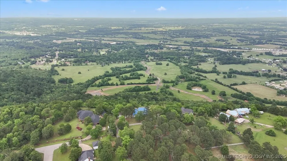 3900 Wylie Road Poteau, OK 74953