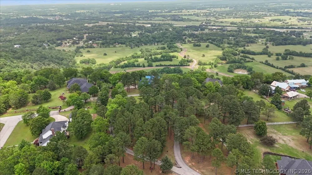 3900 Wylie Road Poteau, OK 74953