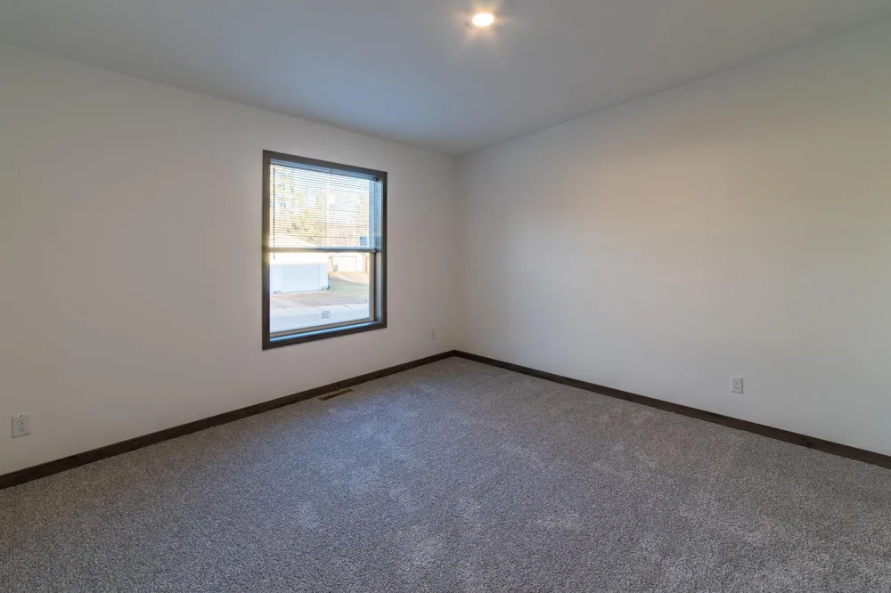 422 Court Avenue Sandstone, MN 55072