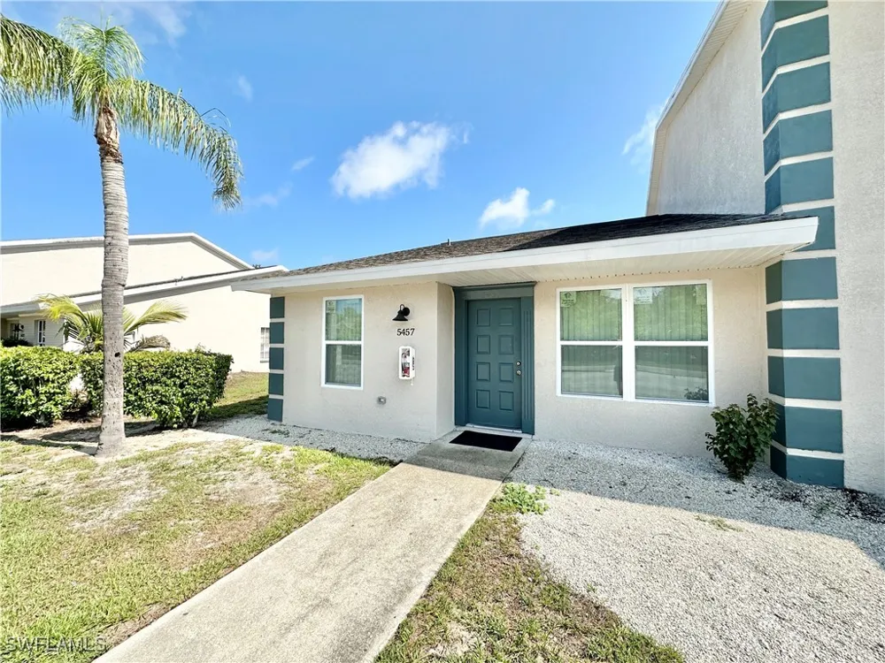 16th Place SW Naples, FL 34116