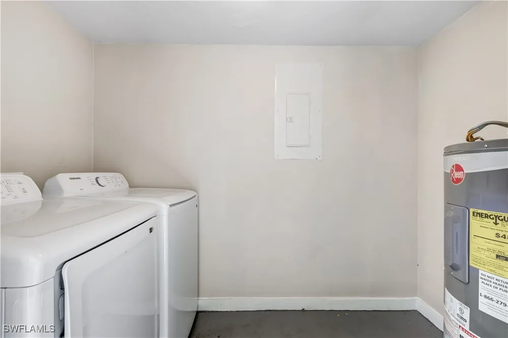 16th Place SW Naples, FL 34116