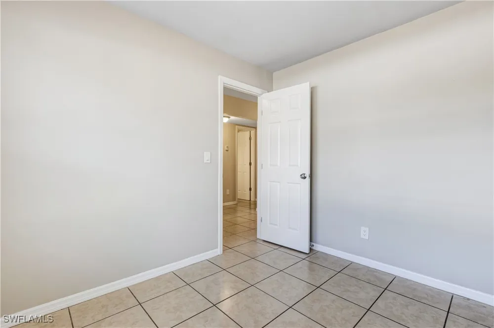 16th Place SW Naples, FL 34116