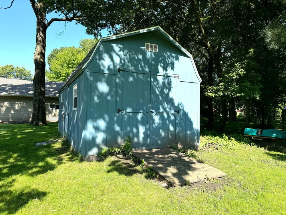 221 Woodlawn Avenue Lake Lillian, MN 56253