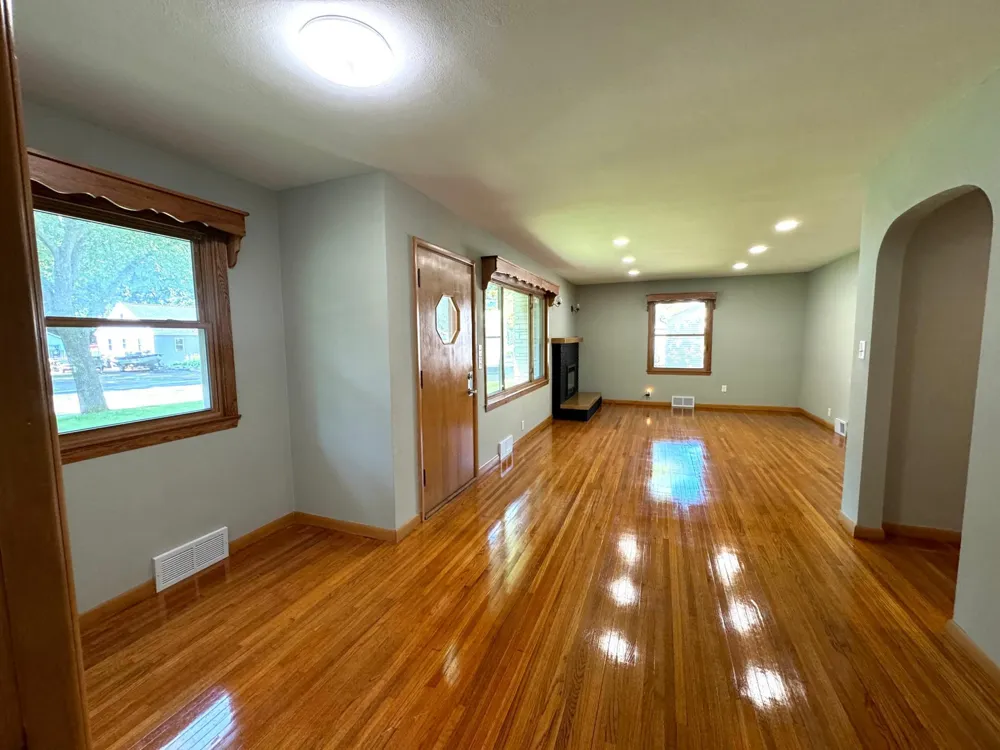 221 Woodlawn Avenue Lake Lillian, MN 56253