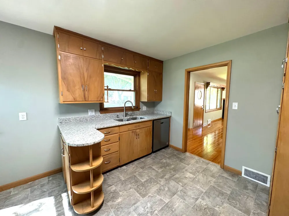 221 Woodlawn Avenue Lake Lillian, MN 56253
