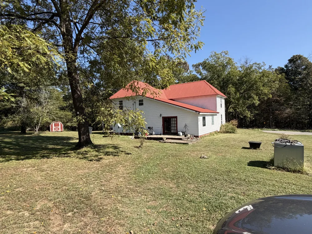 611 Tumbling Creek Rd Mc Kenzie, TN 38201