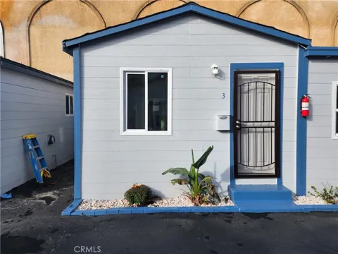 3713 W Imperial #3