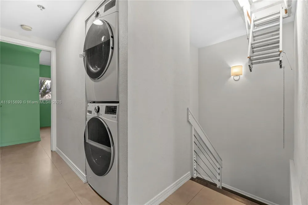 1853 Jefferson Ave #6 Miami Beach, FL 33139