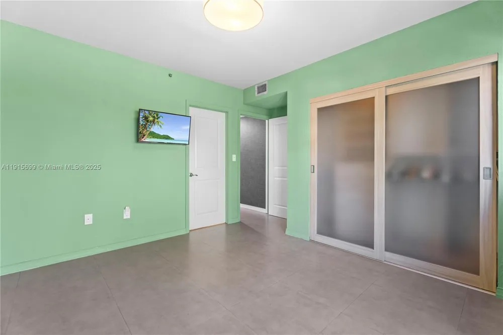 1853 Jefferson Ave #6 Miami Beach, FL 33139