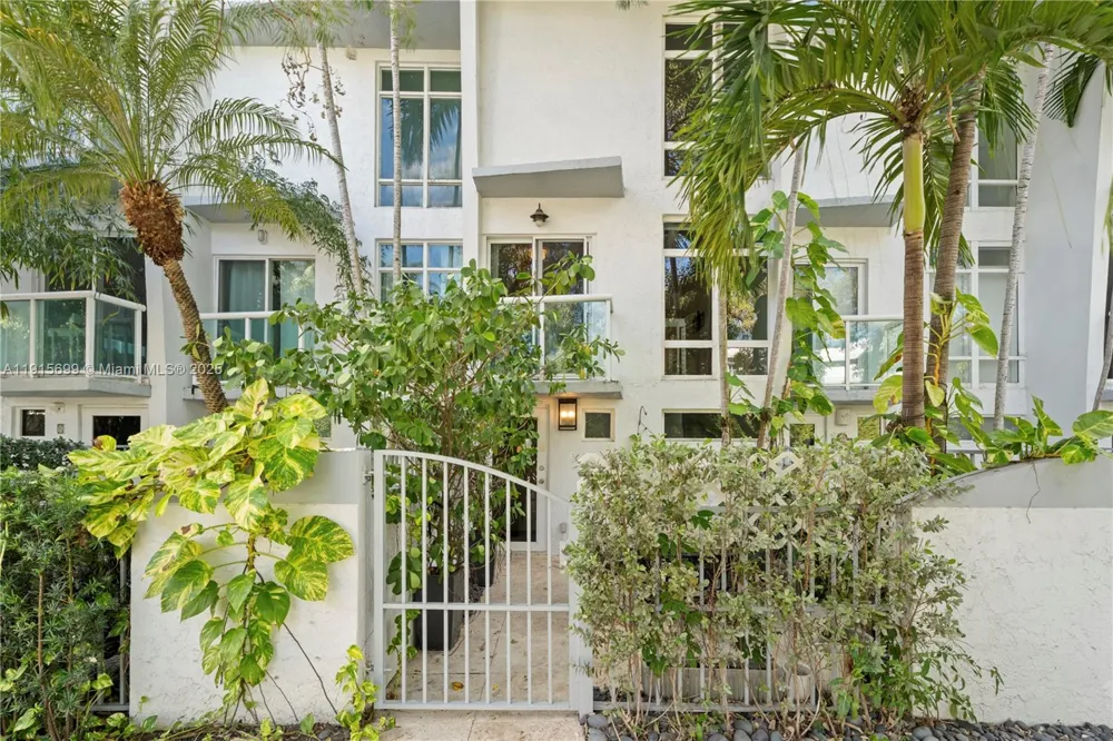 1853 Jefferson Ave #6 Miami Beach, FL 33139
