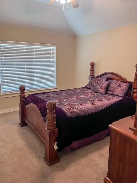 223 Oak Buna, TX 77612