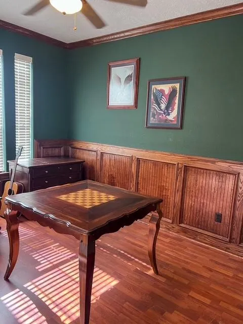 223 Oak Buna, TX 77612