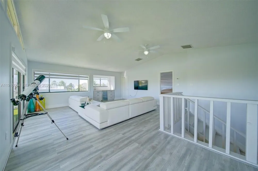 2 Snipe Rd Key Largo, FL 33037