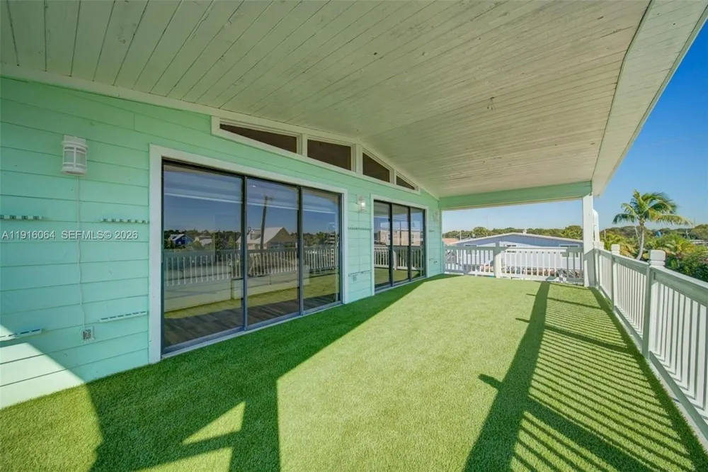 2 Snipe Rd Key Largo, FL 33037
