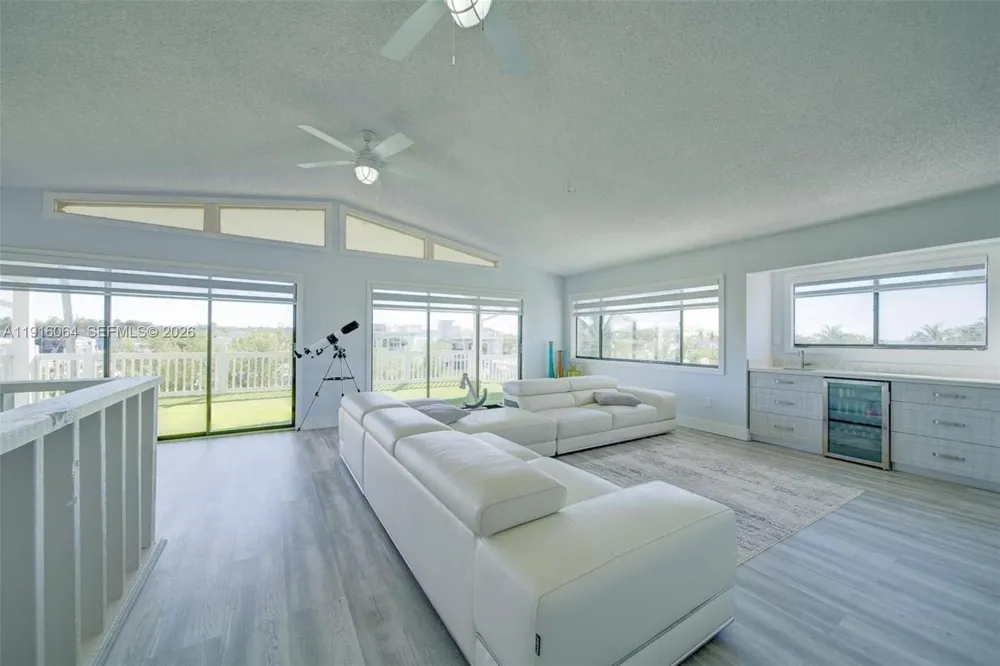 2 Snipe Rd Key Largo, FL 33037