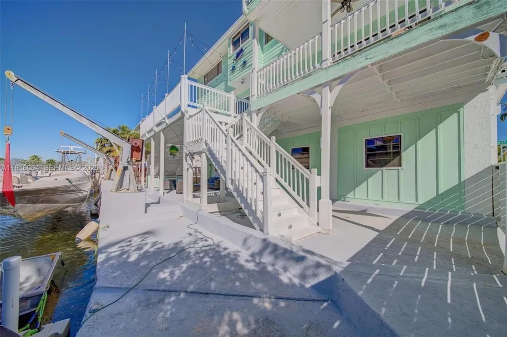 2 Snipe Rd Key Largo, FL 33037
