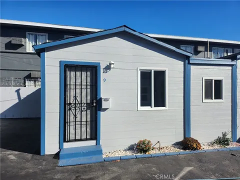 3717 W Imperial #9