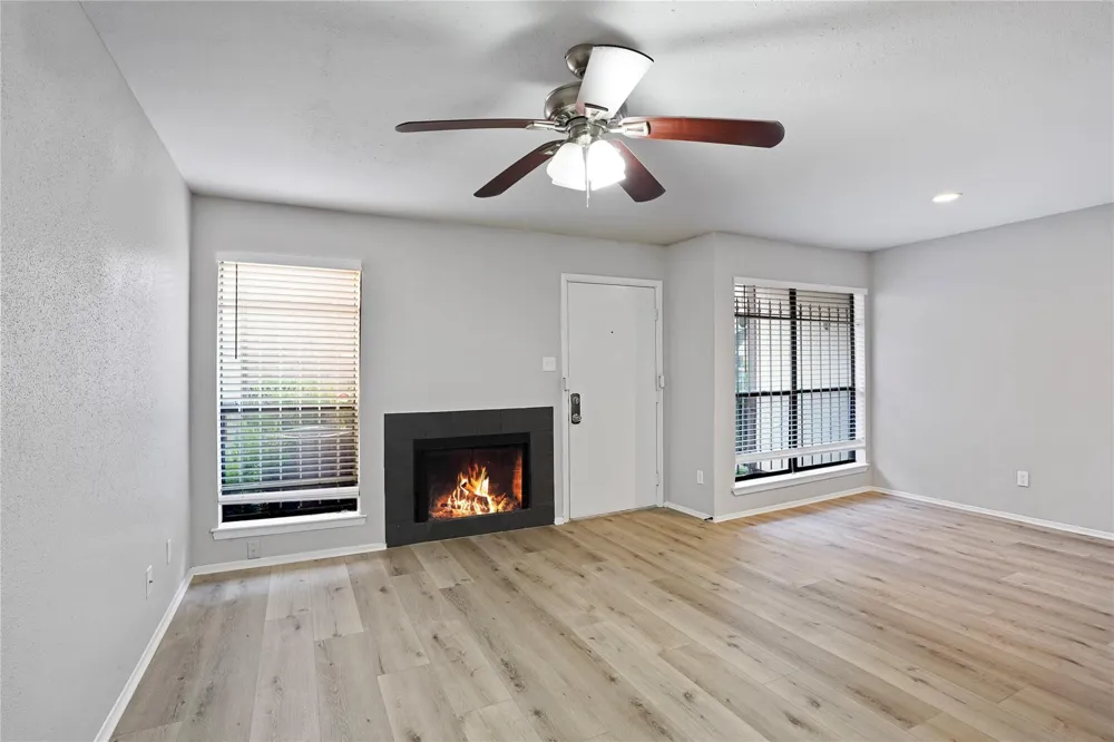 6633 W Airport Boulevard #1208 Houston, TX 77035