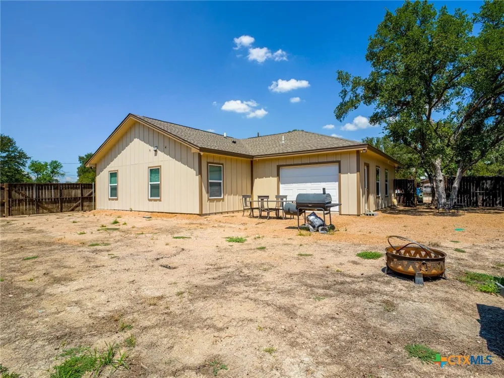 1006 Garfield Drive Granite Shoals, TX 78654