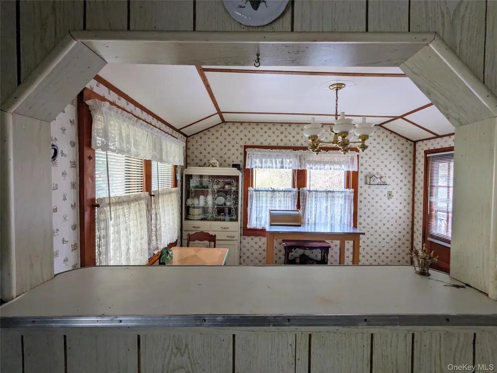 24 Mohican Trail Smallwood, NY 12778