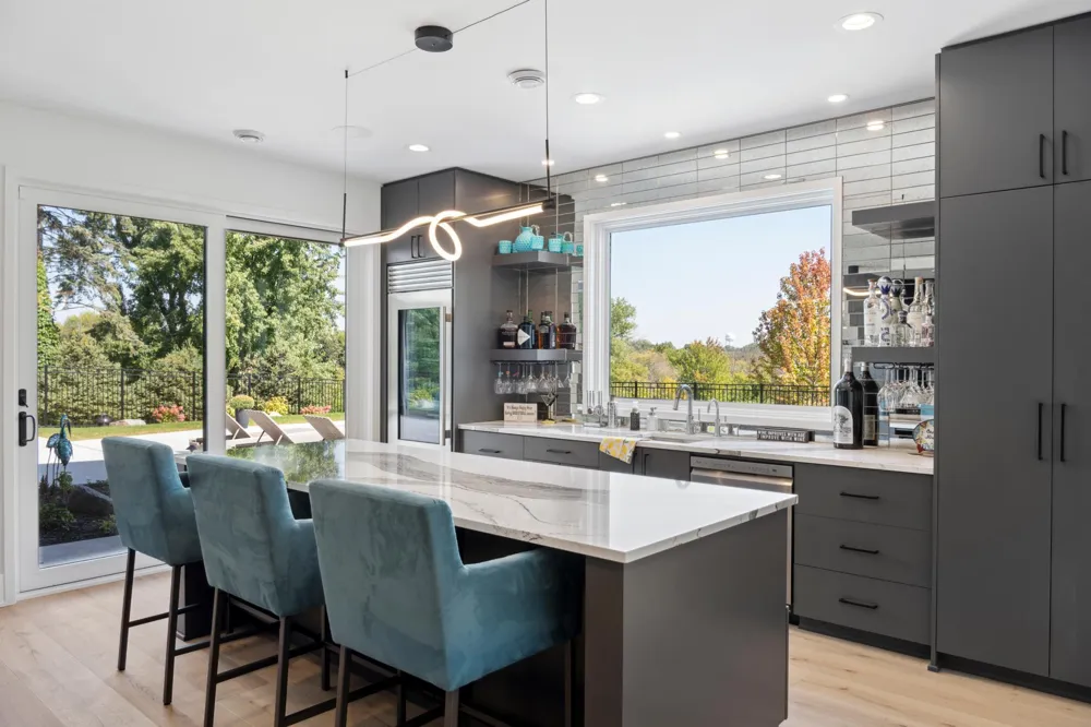 460 Indian Hill Road Chanhassen, MN 55317