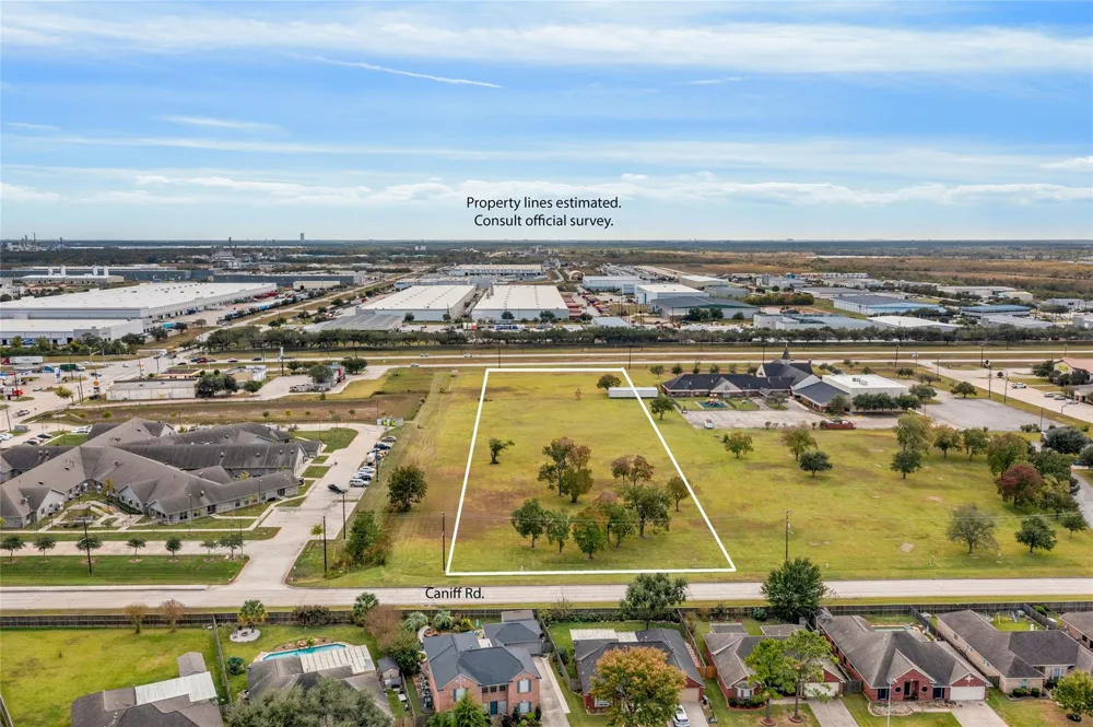 Fairmont Parkway La Porte, TX 77571