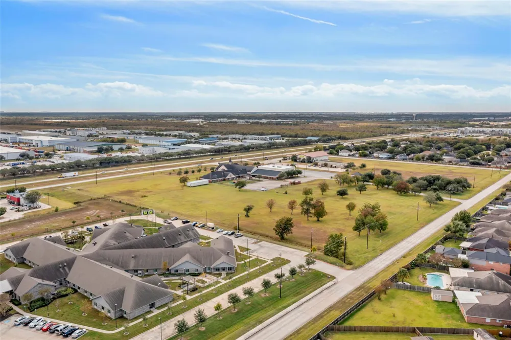 Fairmont Parkway La Porte, TX 77571
