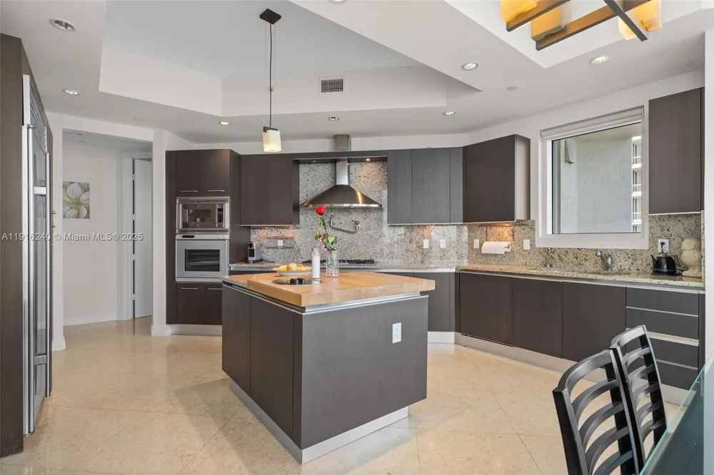 16047 Collins Ave #1202 Sunny Isles Beach, FL 33160