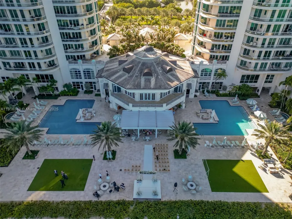 16047 Collins Ave #1202 Sunny Isles Beach, FL 33160