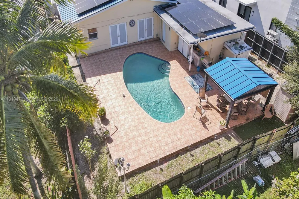 311 E 51st St Hialeah, FL 33013