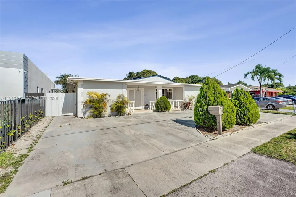 311 E 51st St Hialeah, FL 33013