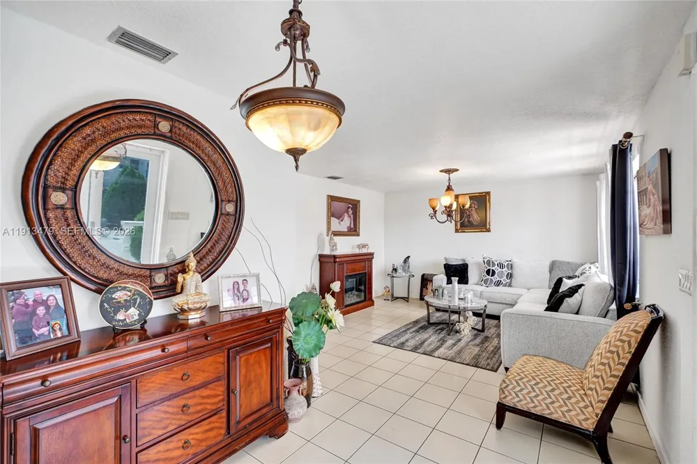 311 E 51st St Hialeah, FL 33013
