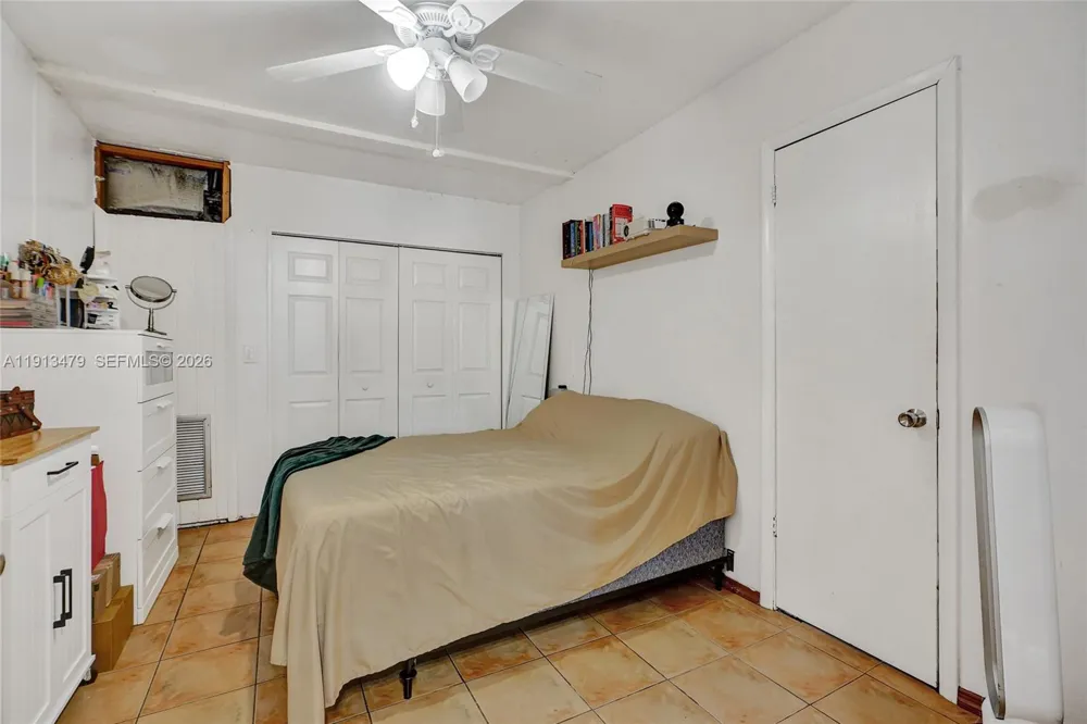 311 E 51st St Hialeah, FL 33013