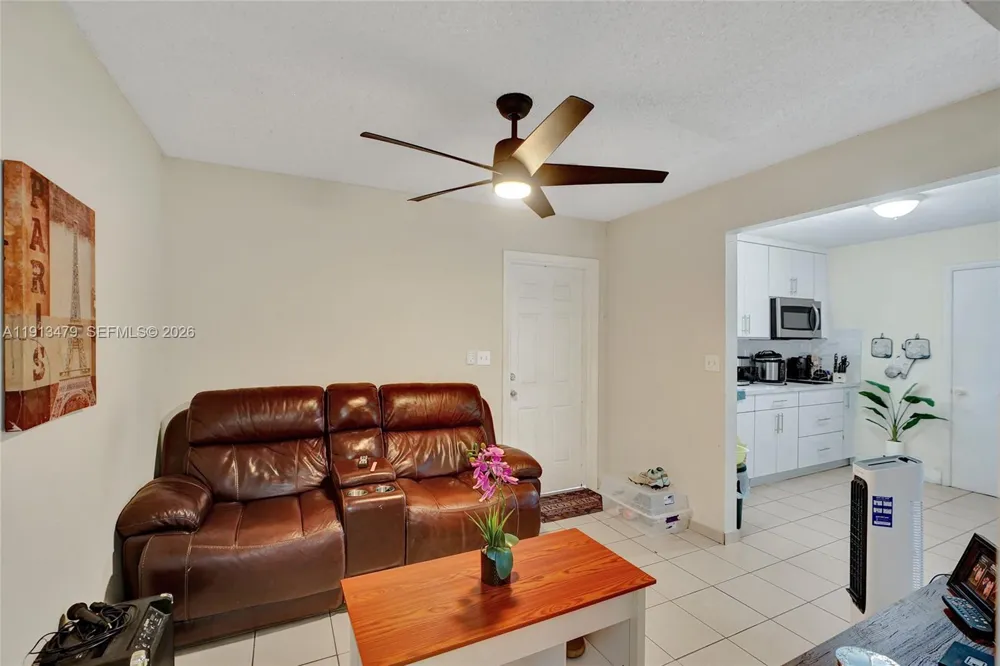 311 E 51st St Hialeah, FL 33013