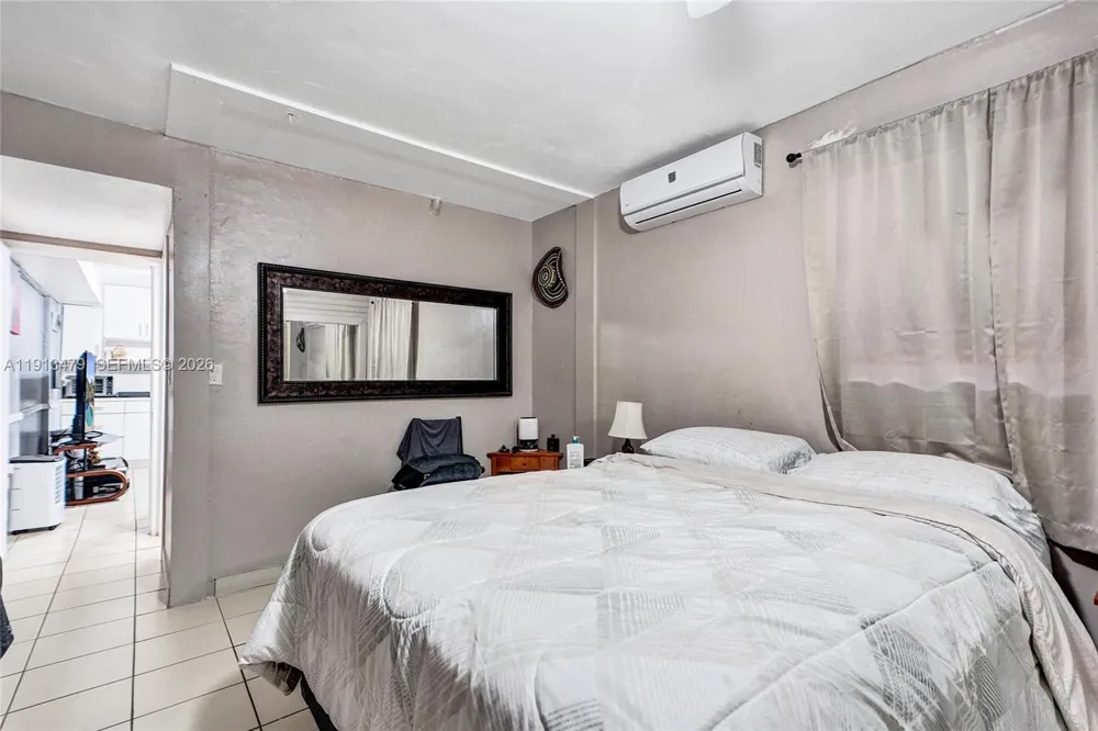 311 E 51st St Hialeah, FL 33013