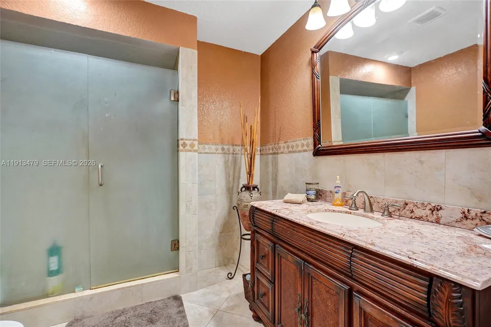 311 E 51st St Hialeah, FL 33013