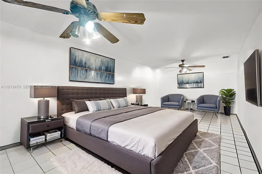 311 E 51st St Hialeah, FL 33013