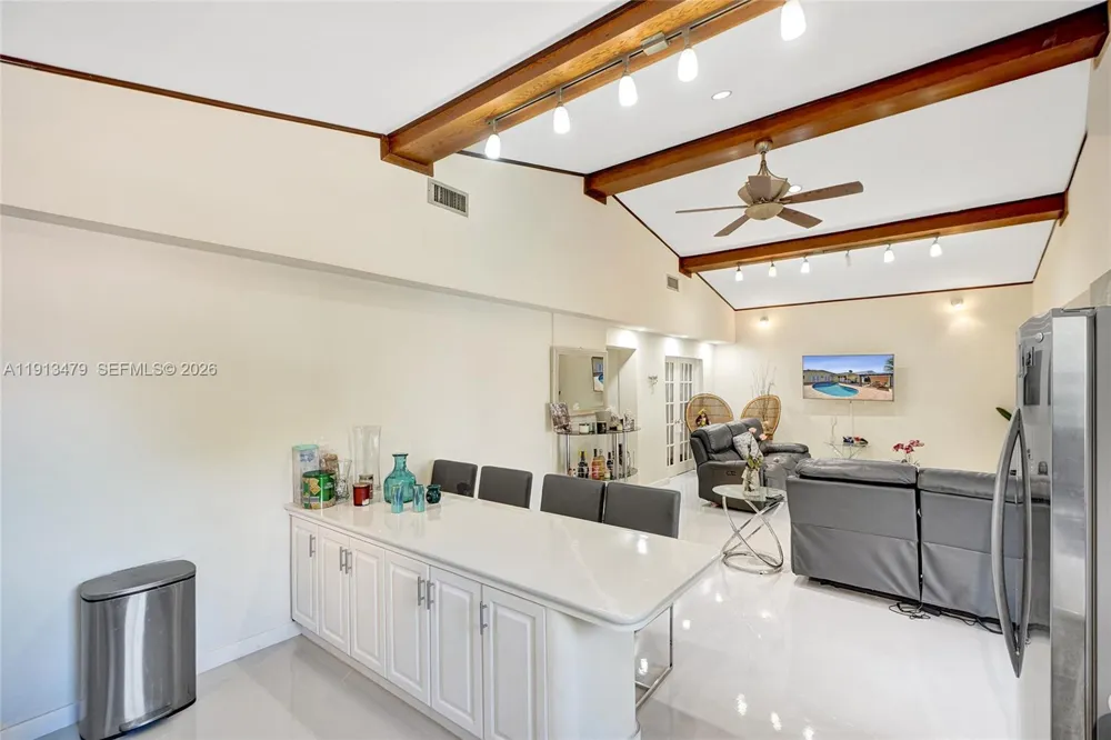 311 E 51st St Hialeah, FL 33013