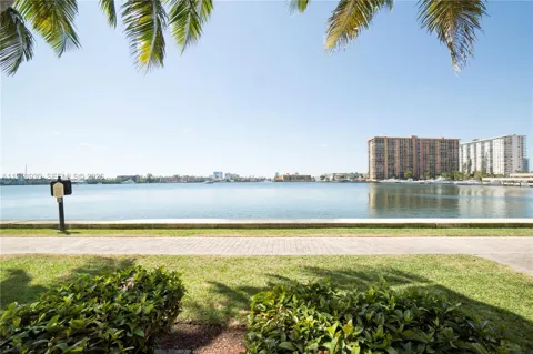 17100 Bay Rd #1107