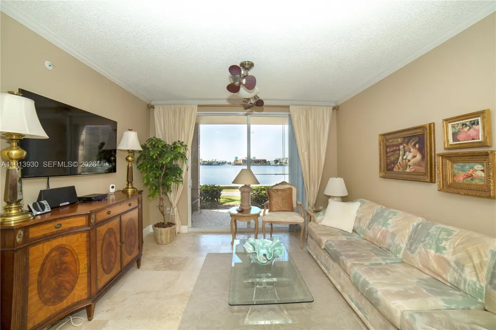 17100 Bay Rd #1107 Sunny Isles Beach, FL 33160
