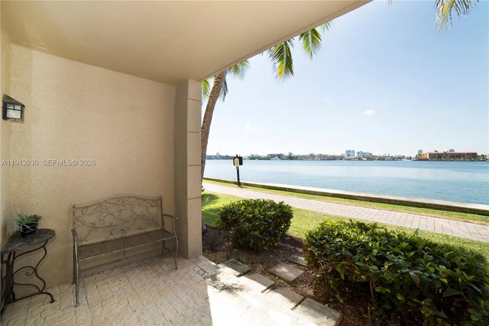 17100 Bay Rd #1107 Sunny Isles Beach, FL 33160