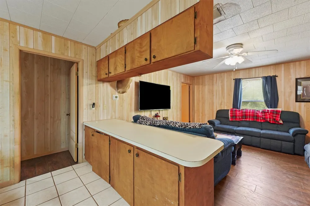 1730 Us Highway 77 S Hallettsville, TX 77964