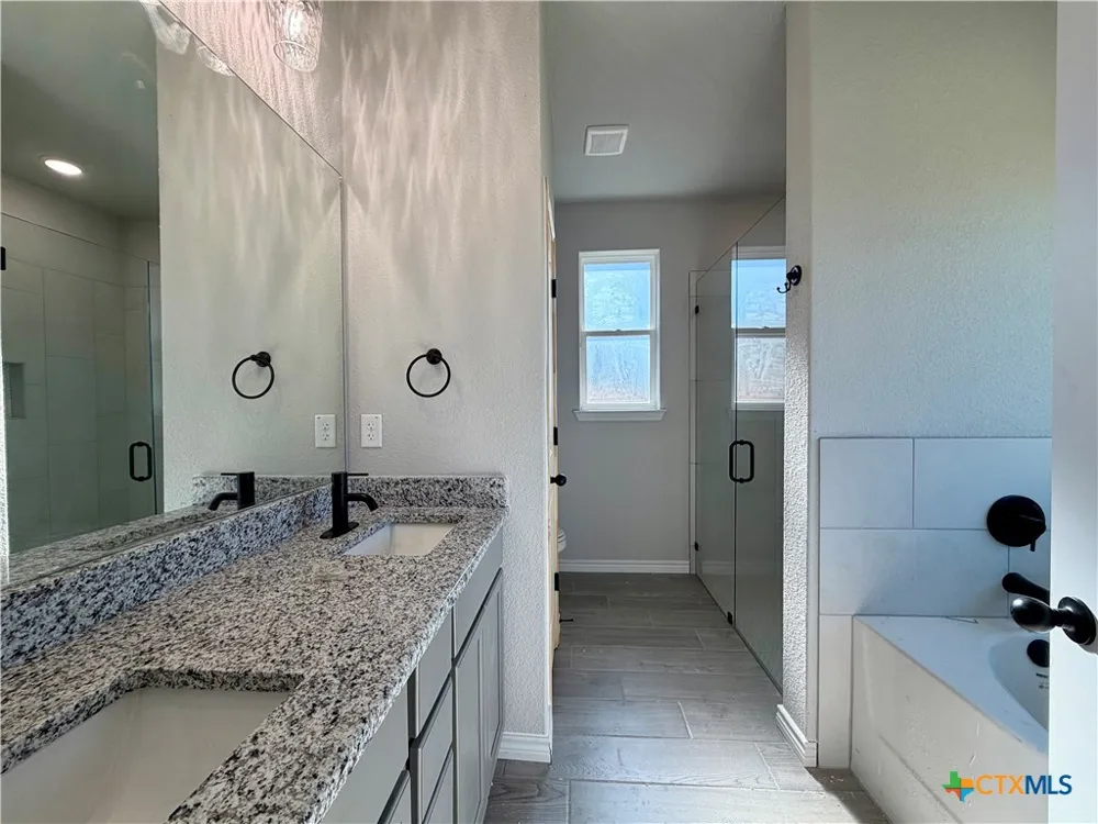 2576 Settlers Oak Drive Belton, TX 76513