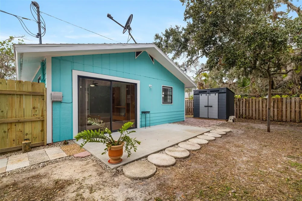 3200 TOBERO LANE Sarasota, FL 34235