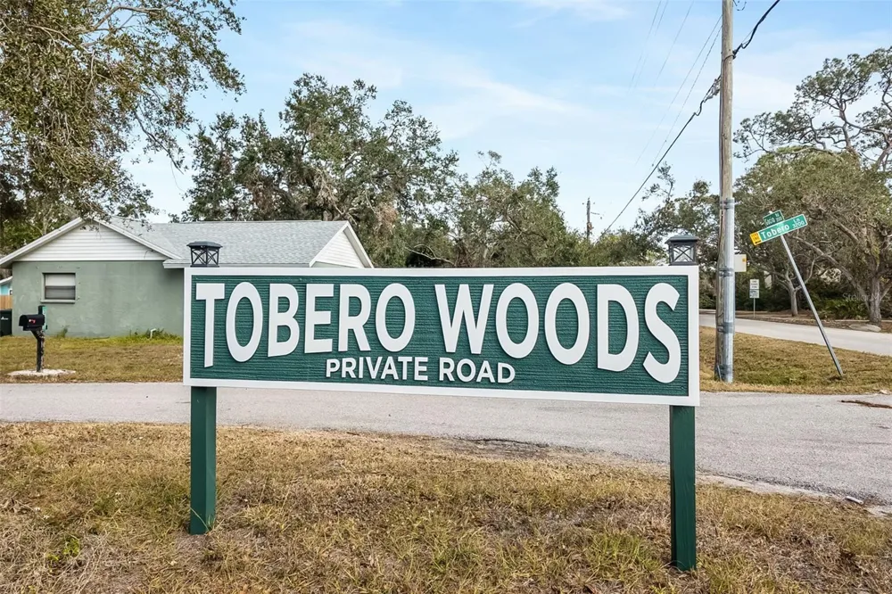 3200 TOBERO LANE Sarasota, FL 34235