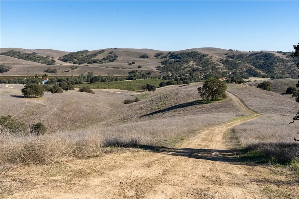 77620 Lowes Canyon Road San Miguel, CA 93451
