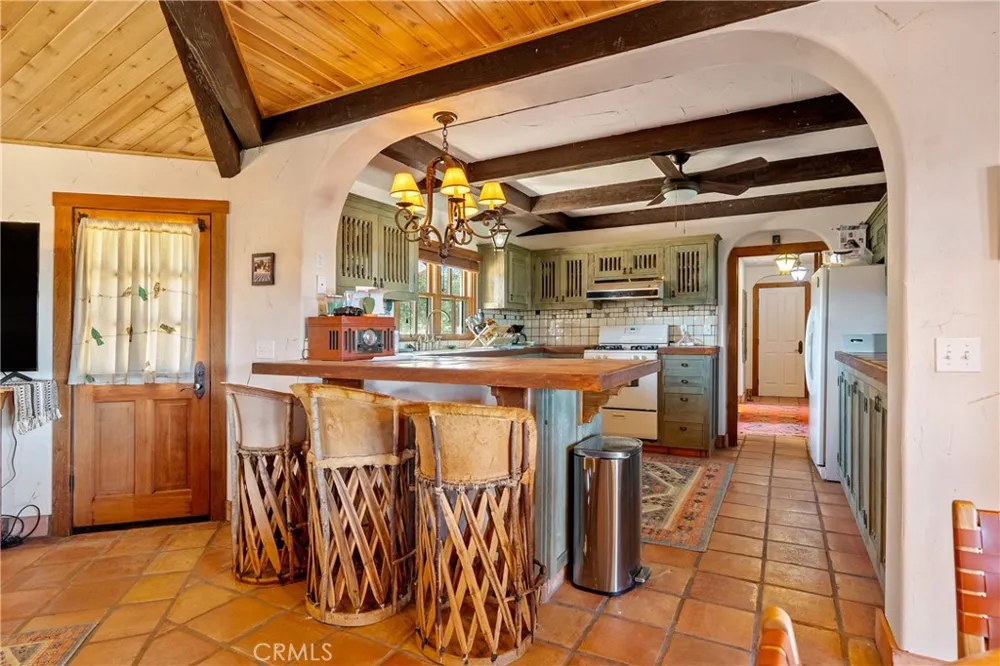 77620 Lowes Canyon Road San Miguel, CA 93451